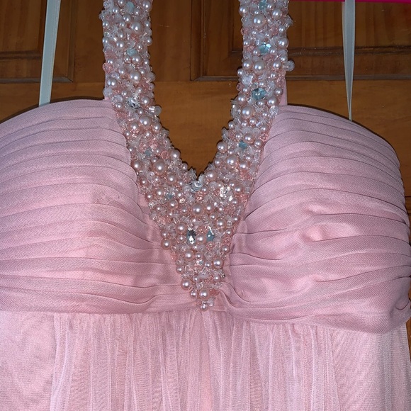 Light pink dress with beaded halter straps - Picture 2 of 5